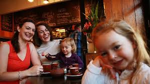 Speed friending: for gals in search of BFFs not boyfriends