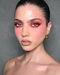 The Best Eyeshadow Looks for Hazel Eyes