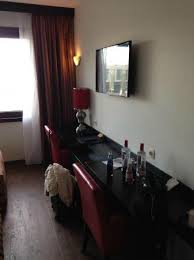 20 видео 1 492 просмотра обновлен 7 февр. Tv Dressing Table Picture Of Bastion Hotel Amsterdam Noord Tripadvisor