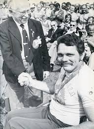 This led to national competitions, then the. File Xx0876 Eric Russell With Ludwig Guttmann At 1976 Paralympics 3b Scan Jpg Wikimedia Commons