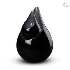 The minister in charge of the armed forces, florence parly, said they would be punished for defying a law that forbids reservists or serving members of the military from expressing opinions in public on religion and politics. Keramische Celest Traan Urn 3 5 Liter Inktzwarte Lak Grijze Inlay Via Urnwebshop Nl