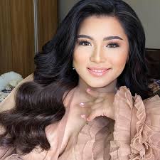 The popular iPad (7th Generation) features a larger 10.2-inch Retina  display, support for Apple pencil, the Smart Keyboard* and the amazingly  capable iPad OS. Get your now and pay as low as