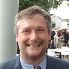 Putting the dynamics into compound profiling: using kinetic assays to shape  early stage drug discovery