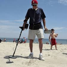 Hunting the dry sand of a popular beach is extremely competitive and can be a vast stretch of land. Have You Ever Found Weird Things When Searching The Beach With A Metal Detector By Primedia Broadcasting