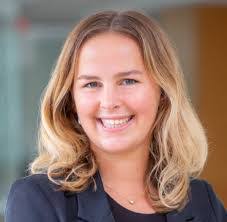 Julia Kidd's Instagram, Twitter & Facebook