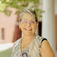 Sue Mayes's Instagram, Twitter & Facebook