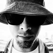 Alain Lopez's Instagram, Twitter & Facebook