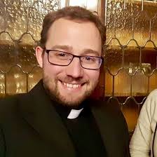 Wir danken Don Moritz für seine Tätigkeiten in unserem Priesterkolleg.  Insbesondere für seine Nachrichten auf unserer Webseite und unserer  Facebookseite, für seinen Kantorendienst und für die Kinderkatechese. Wir  wünschen ihm Gottes Segen