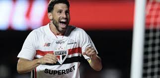 Calleri destaca 'trabalho tático' em vitória: 'Todo mundo vai embora feliz'