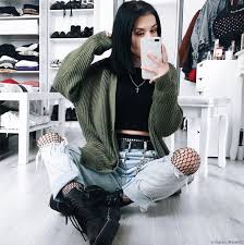 My Grunge Fashion I gotta figure out what to do with this page, though cause it's dead and void of all grunge aesthetic posts. my grunge fashion