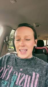 Amber Cochran's Instagram, Twitter & Facebook