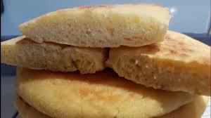 Mini Pain A La Semoule Fourre Au Fromage Youtube