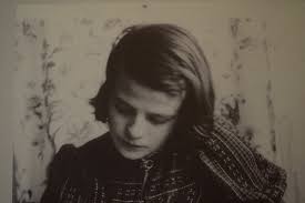 Sie kämpfte als mitglied der widerstandsgruppe weiße rose gegen den die studierenden johanna, leon und nikola haben orte in münchen besucht, die an die weiße rose erinnern. Sophie Scholls Christliches Erbe Diozese Rottenburg Stuttgart