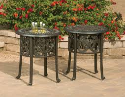These Hanamint 20 Round Ice Bucket Tables Are Fancy Enough For A Gourmet Meal And Casual Enough For A Simple Gathe Outdoor End Tables Table Aluminum Furniture