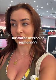 Replying to @lianastonemakeup is this australias version of Sephora??  (Still no beach towel btw 🥲)