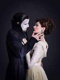 Szenemotive Liebe Stirbt Nie Hamburg Presse Unternehmen Liebe Stirbt Nie Phantom Der Oper Tanz Der Vampire