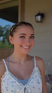 Brooklyn and Bailey (@brooklynandbailey) • Instagram photos and videos