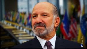 하워드 루트닉, 미-EU 무역 협정 곧 체결될 듯, 8월 1일 마감 시한 '힘들 것'