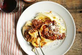 Jamie Oliver S Pappardelle With Beef Ragu Recipe Nyt Cooking