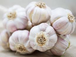 Eine erkrankung der leber hingegen kann, durch veränderungen der blutzusammensetzung, zu beeinträchtigungen der hirnfunktionen führen. Knoblauch Enthalt Viele Wertvolle Stoffe Fur Eine Gesunde Leber Gegen Lebererkrankungen Fettige Leber Gesunde Rezepte Zum Abnehmen Leber Erkrankung