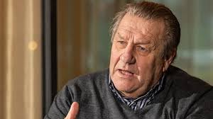 PDF) Lennes. 2019. Selling Sex and Intimacy in Paris: Trajectories of  Migrant Male Sex Workers, 5th European Geographies of Sexualities  Conference, Prague (Czech Rep.)