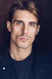 Kyle Glenn's Instagram, Twitter & Facebook