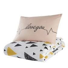 Tıkla, en ucuz siyah saten nevresim takımı seçenekleri ayağına gelsin. Dogal Pamuk Kapitoneli Yatak Ortusu Seti Tek Kisilik Ilove Siyah Sari Fiyati Ruum Store