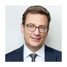 Michael Noth, Europe