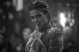 Bruna marquezine emdeus salve o reitambém é sinônimo de elegância e estilo, usando muitos acessórios mara! Bruna Marquezine Daily