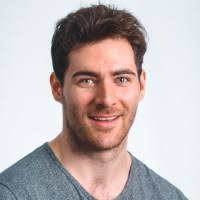 200+ perfiles de «Aiden»