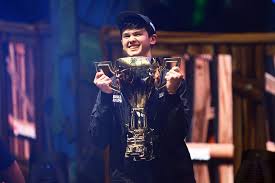 Epic games has announced that the best fortnite players in the world will soon be able to compete for a prize pool consisting of $100 million. Teen Wins 3 Million Prize In First Fortnite World Cup Tourney Bloomberg