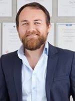 Op Dr Ozer Kavalcioglu Goz Hastaliklari Uzmani Kadikoy Istanbul Gozler Tibbi
