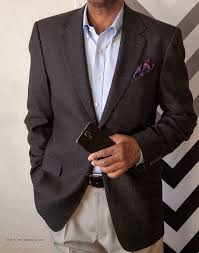 Brands at nordstrom include nordstrom men's shop, armani, ted baker, boss, bonobos, topman, peter millar, hart schaffner, j. Men S Suits Best Brands To Buy When Thrifting Splurgefrugal Com Mens Suit Brands Mens Suits Mens Outfits