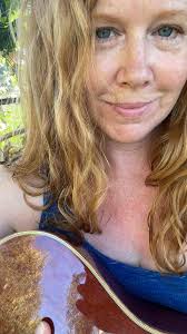 Strumming patterns for Daughtry's Start of Something Good