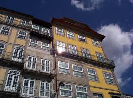 O porta 65 jovem é um programa de apoio financeiro ao arrendamento jovem, que tem como objetivo estimular estilos de vida mais independente por parte dos mesmos. Porta 65 Apoio Ao Arrendamento Jovem Ja Aceita Candidaturas