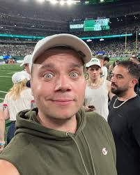 Fielding Johnston's Instagram, Twitter & Facebook