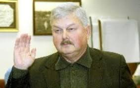 Trial begins in Ron Angle's appeal of the will of record for his late  father's estate