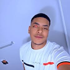 🚨Raphinha: "Hay que respetar a los jugadores del club. Fue una falta de  respeto hacia mi trabajo. Pero la gente hace lo que quiere. Empecé la  temporada sabiendo que para jugar aquí