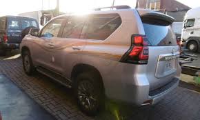 The land cruiser prado is more eﬃcient aerodynamically, which not only means improved stability see africa in style and better handling, it cuts down coeﬃcient of drag to give you better fuel economy and reduced cabin noise when you're roughing it in the kalahari or the karoo. Auto Style Ltd Vehicles Toyota Land Cruiser 150 Prado Vxl