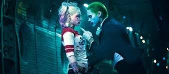 Miller was inspired by the movie poster for a fault in our stars to create a fault in our scars . Ceka Nas Filmovy Duel Jokera A Harley Quinn Moviezone Cz