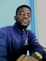 I know this group is for lovers but I want to share with you that we have  lost our hero in Zambia 🇿🇲🇿🇲 he was big artist😭😭😭😭