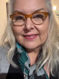 Naperville clothing closet open today