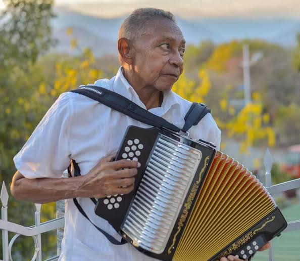 Ovidio Granados vivió metido en el corazón de los acordeones – Festival  Vallenato | Fundación Festival de la Leyenda Vallenata