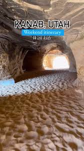 Our weekend itinerary for Kanab, Utah Day1 📍Sand Caves, roughly 5 miles  North of Kanab,