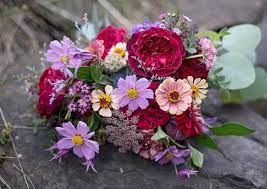 The fragrance of a flower can make you spellbound, mesmerized and hypnotized. How To Make A Flower Bouquet The Old Farmer S Almanac