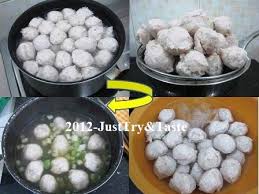 Membuat Bakso Daging Ayam Yang Kenyal Sungguh Makanan Beku Resep Makanan Dan Minuman
