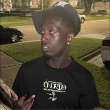 Shedeur Sanders got prank called by someone pretending to be an NFL team  and told him that he'll “have to wait a little longer.”Brutal😬