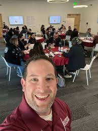 Sara Slocum's Instagram, Twitter & Facebook