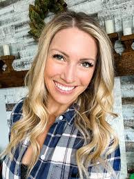 Jenna Derusha's Instagram, Twitter & Facebook