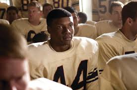 Based on a true story, the express follows the extraordinary life of college football hero ernie davis, the f. The Express Movie Review Film Summary 2008 Roger Ebert